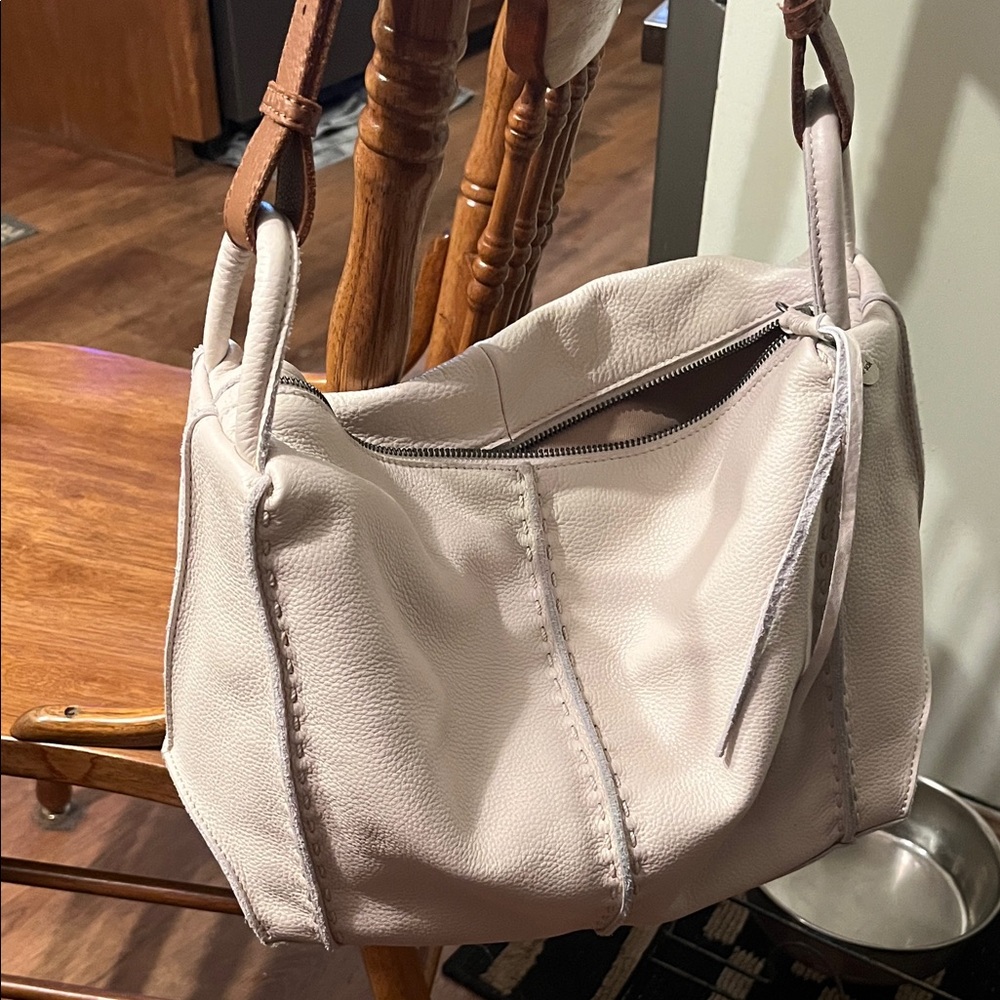 The Sak Los Felix Elegant Cream Leather Shoulder Bag